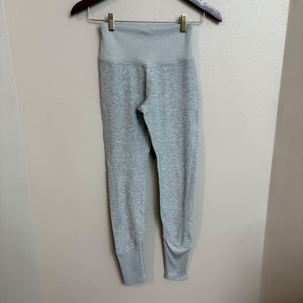 ALO Yoga Light Gray High-Waist Leggings
